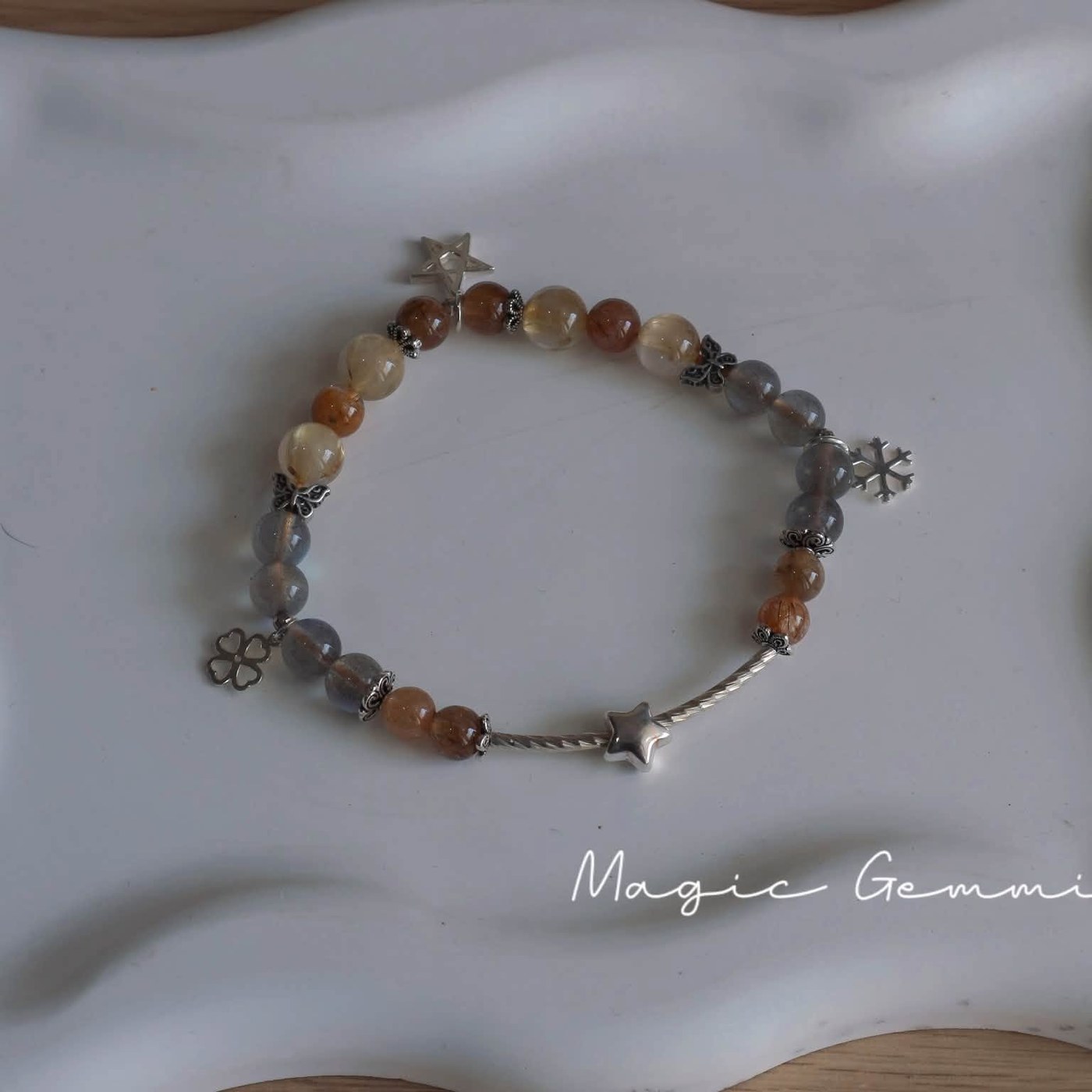 Vòng tay Thạch Anh Tóc Vàng mix Xà Cừ mẫu charm sao - ảnh sản phẩm 1